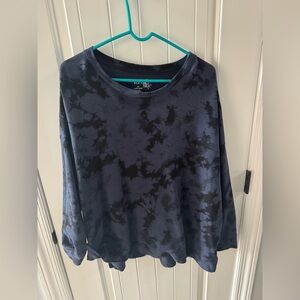 Terra & Sky Navy and Black Tie-Dye Sweatshirt